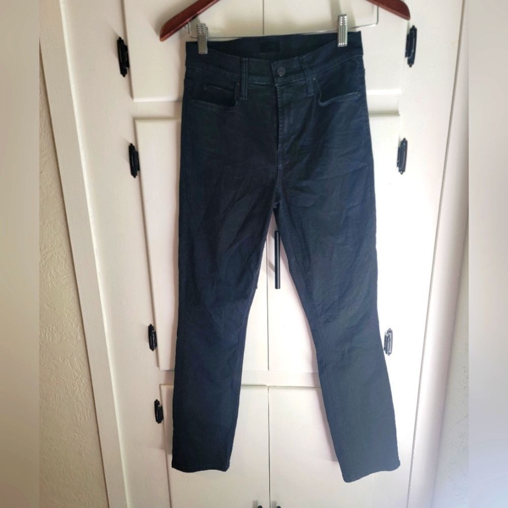 Mother Mid Rise Dazzler Ankle In Not Guilty Black Skim Jeans